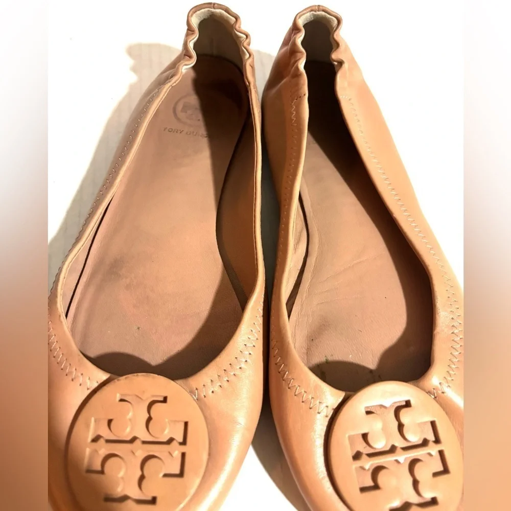 Tory Burch elegant nude